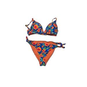 HEAT Surf & Swim‎ Tropical Beach Bikini Swimsuit. Top Is Size M / Bottoms Are L